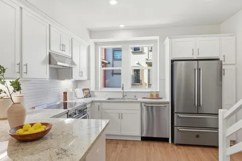 $1,220,000 | 921 Mountain Ash Terrace, Unit 4, Sunnyvale, CA 94086