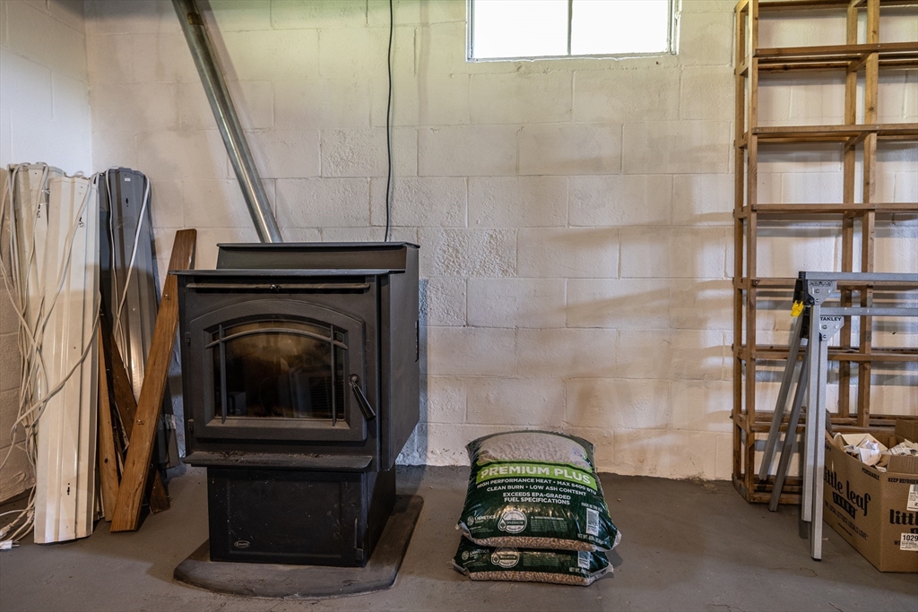 477 River Road Deerfield, MA 01342 - Photo 40 of 42