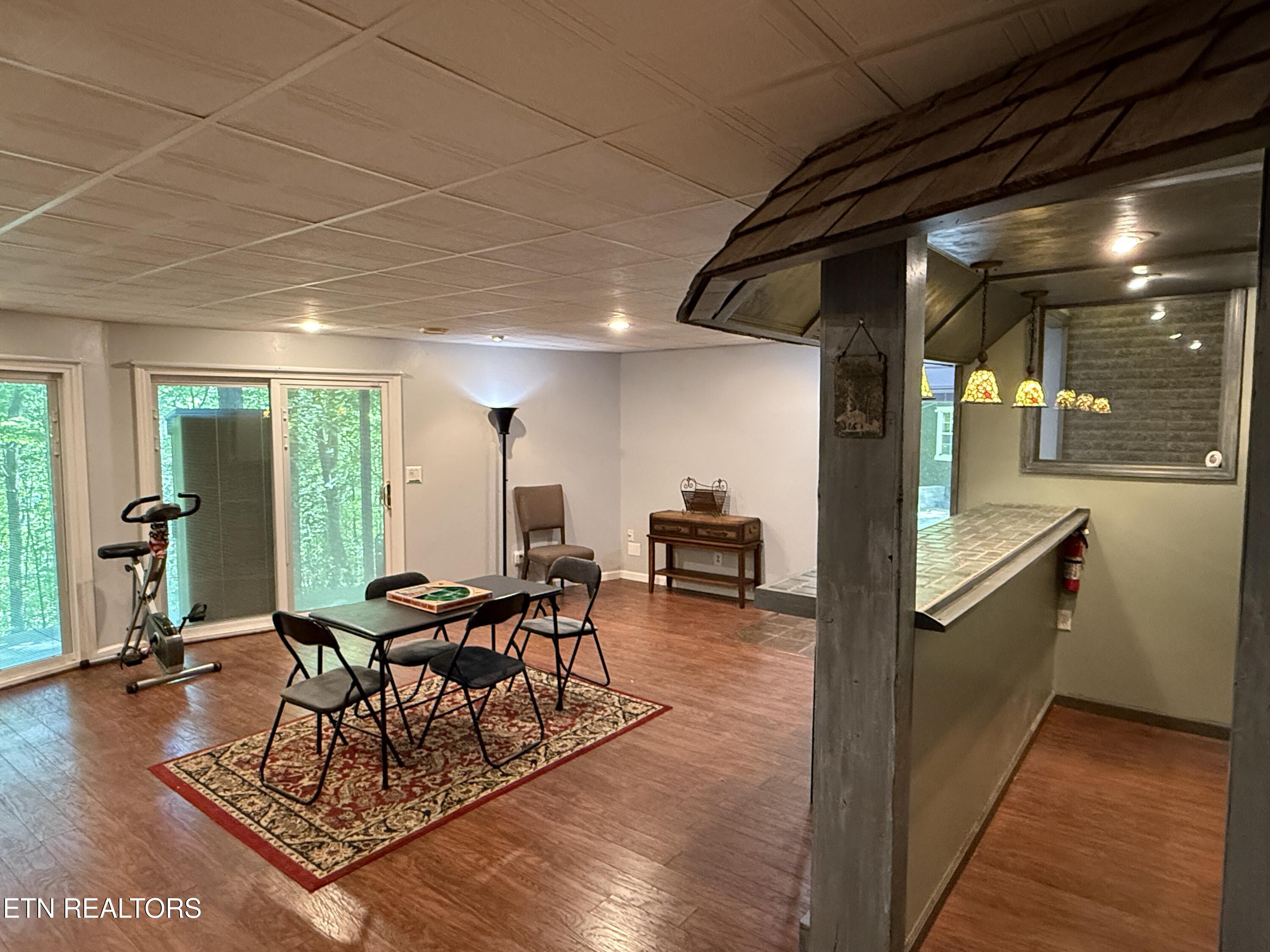 4039 Barb Hollow Road Walland, TN 37886 - Photo 29 of 46 Family room2