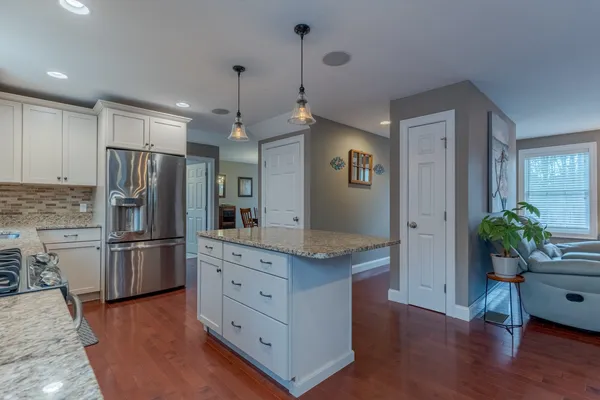$815,000 | 18 Piscataqua Road, Dover, NH 03820