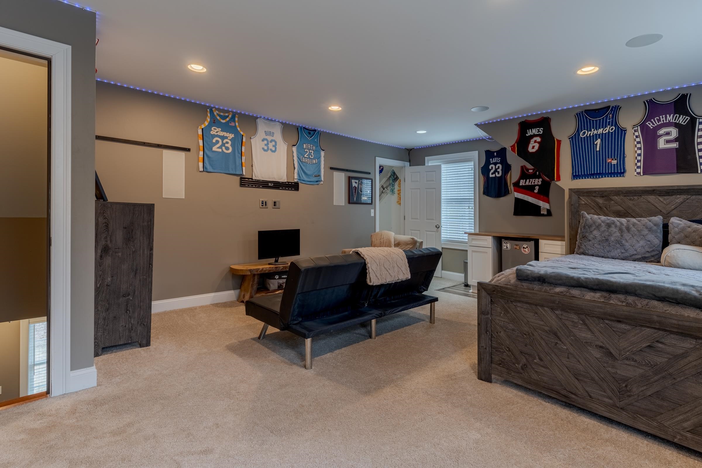 18 Piscataqua Road Dover, NH 03820 - Photo 33 of 39