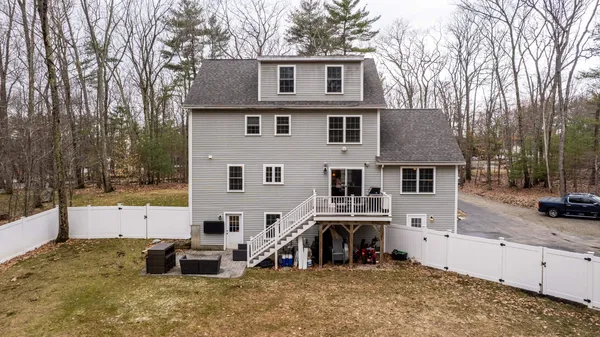 $815,000 | 18 Piscataqua Road, Dover, NH 03820