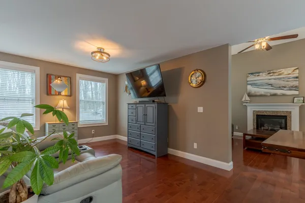$815,000 | 18 Piscataqua Road, Dover, NH 03820