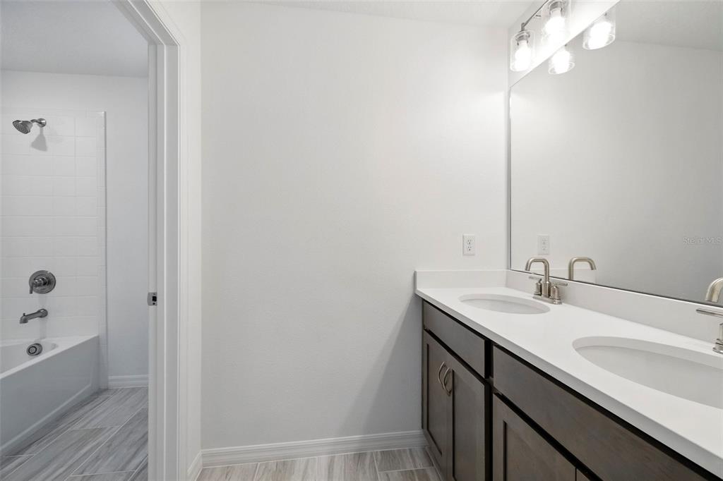 27513 Stellar Sea Way Howey-in-the-Hills, FL 34737 - Photo 11 of 22