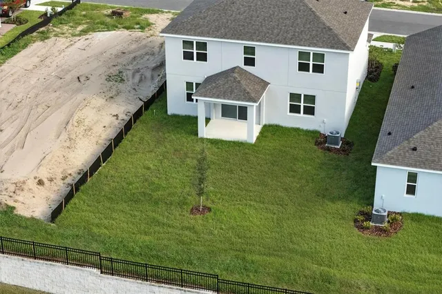 $445,990 | 27513 Stellar Sea Way, Howey-in-the-Hills, FL 34737