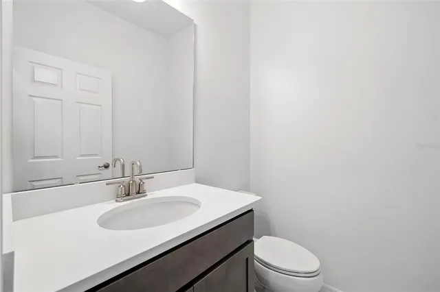 $445,990 | 27513 Stellar Sea Way, Howey-in-the-Hills, FL 34737