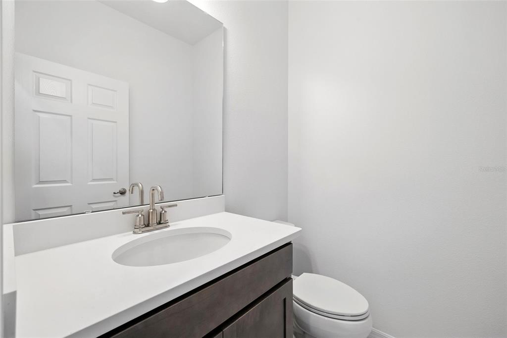 27513 Stellar Sea Way Howey-in-the-Hills, FL 34737 - Photo 3 of 22