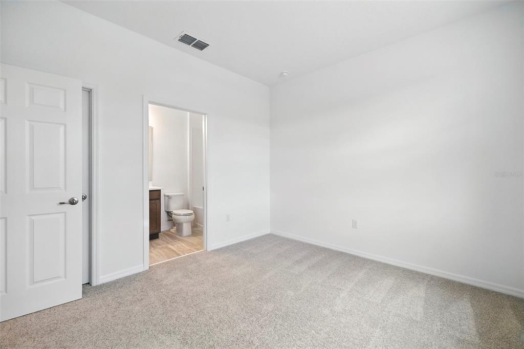 27513 Stellar Sea Way Howey-in-the-Hills, FL 34737 - Photo 7 of 22