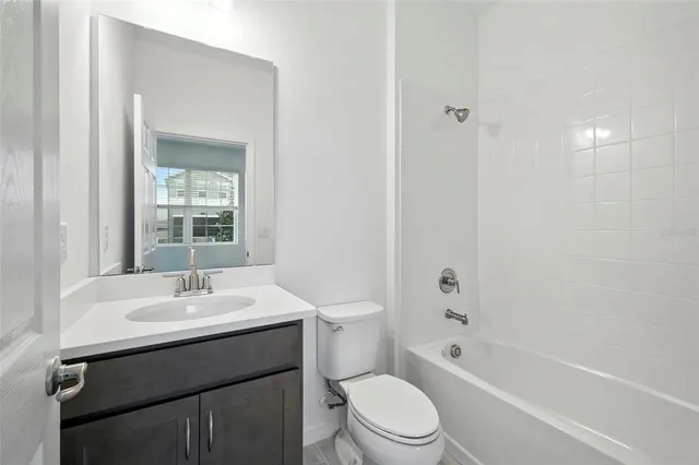 $445,990 | 27513 Stellar Sea Way, Howey-in-the-Hills, FL 34737