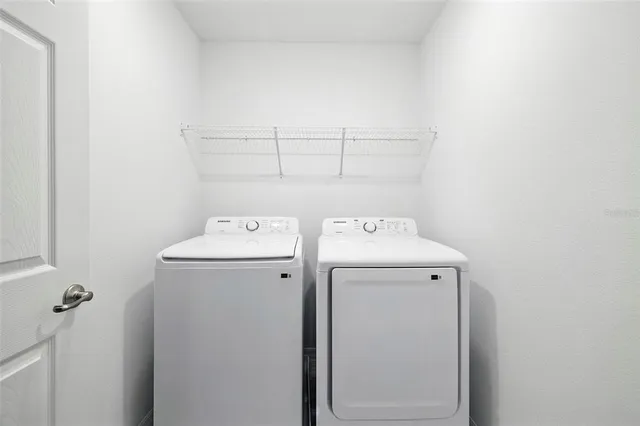 $445,990 | 27513 Stellar Sea Way, Howey-in-the-Hills, FL 34737