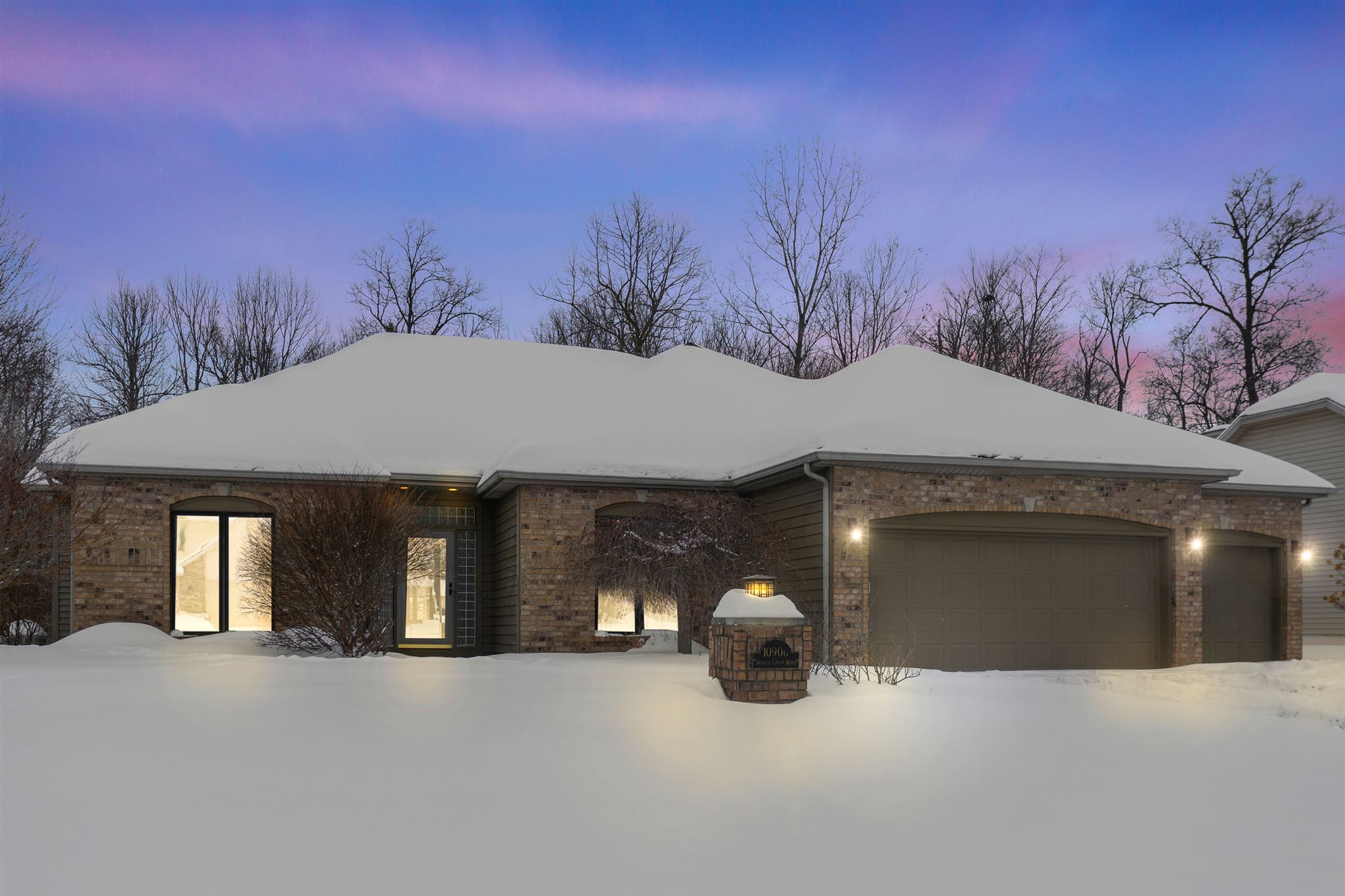 10906 Summer Chase Road Fort Wayne, IN 46818 - Photo 1 of 36