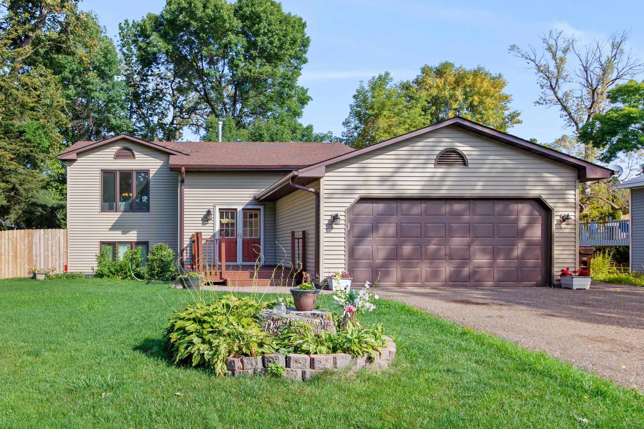 1811 Oak Street Buffalo, MN 55313 - Photo 1 of 1