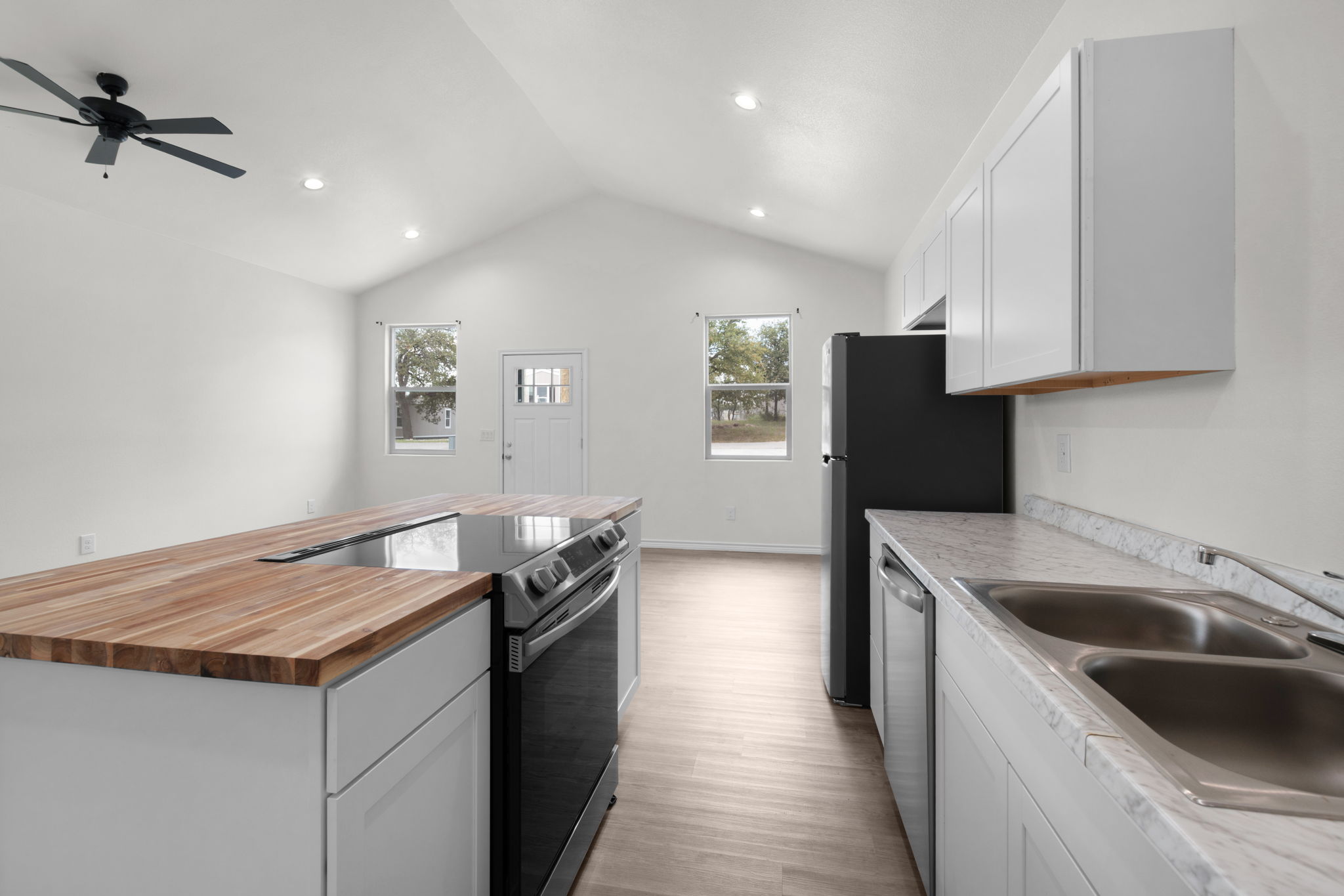 830 Waco Street, Unit 110 Kingsland, TX 78639 - Photo 21 of 32