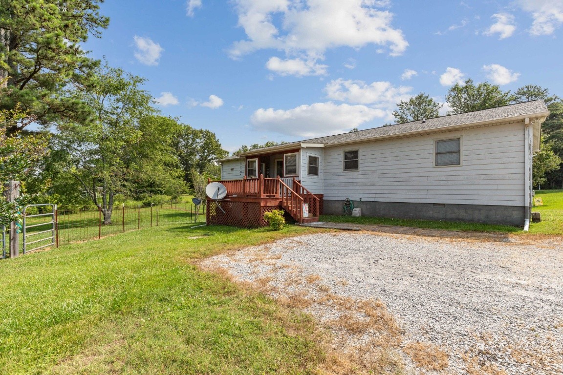 1370 Kasserman Switch Road Belvidere, TN 37306 - Photo 24 of 25 Gallery Image 24