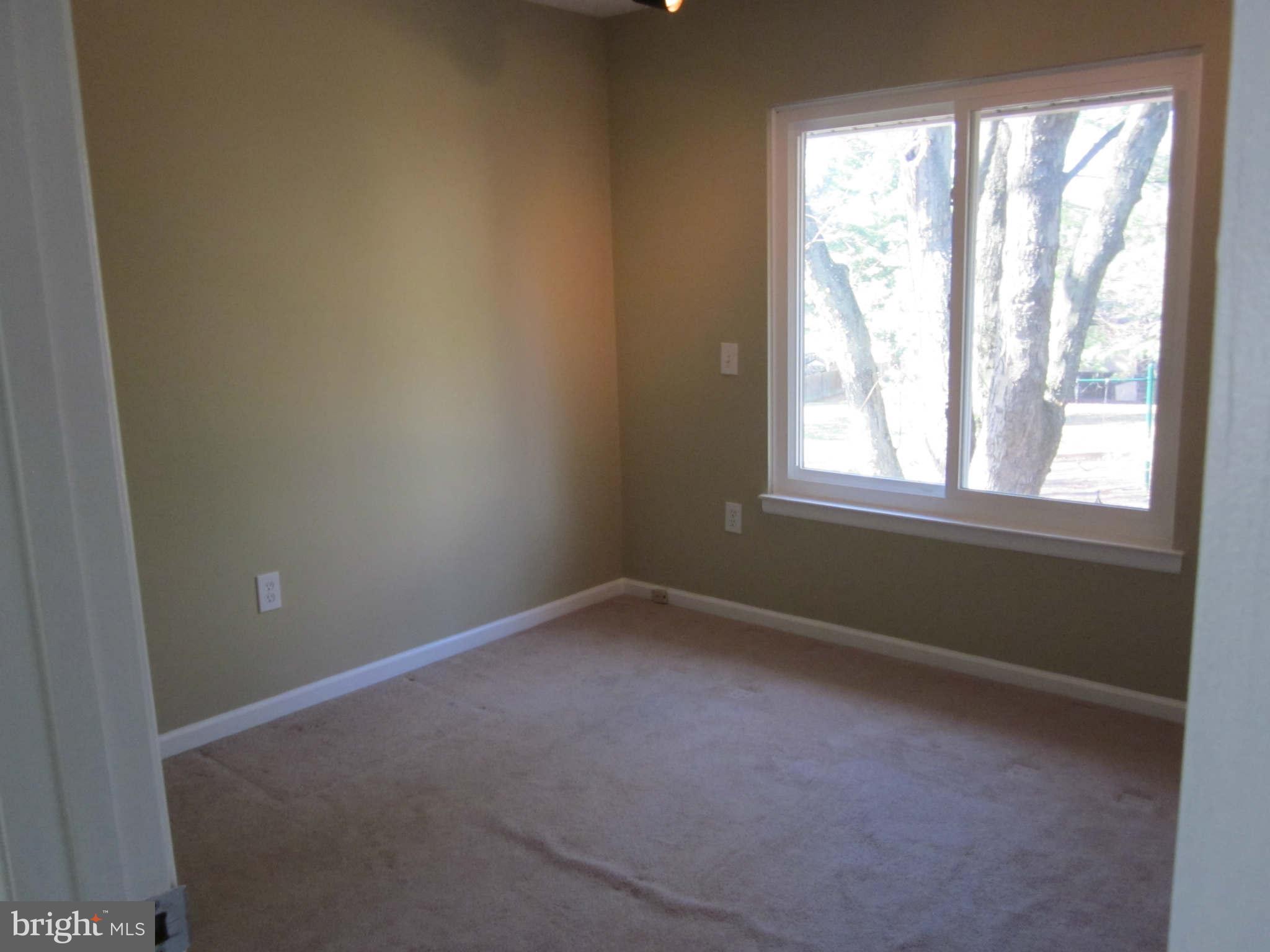 9105 Tulip Grove Road Gaithersburg, MD 20879 - Photo 9 of 20 Bedroom