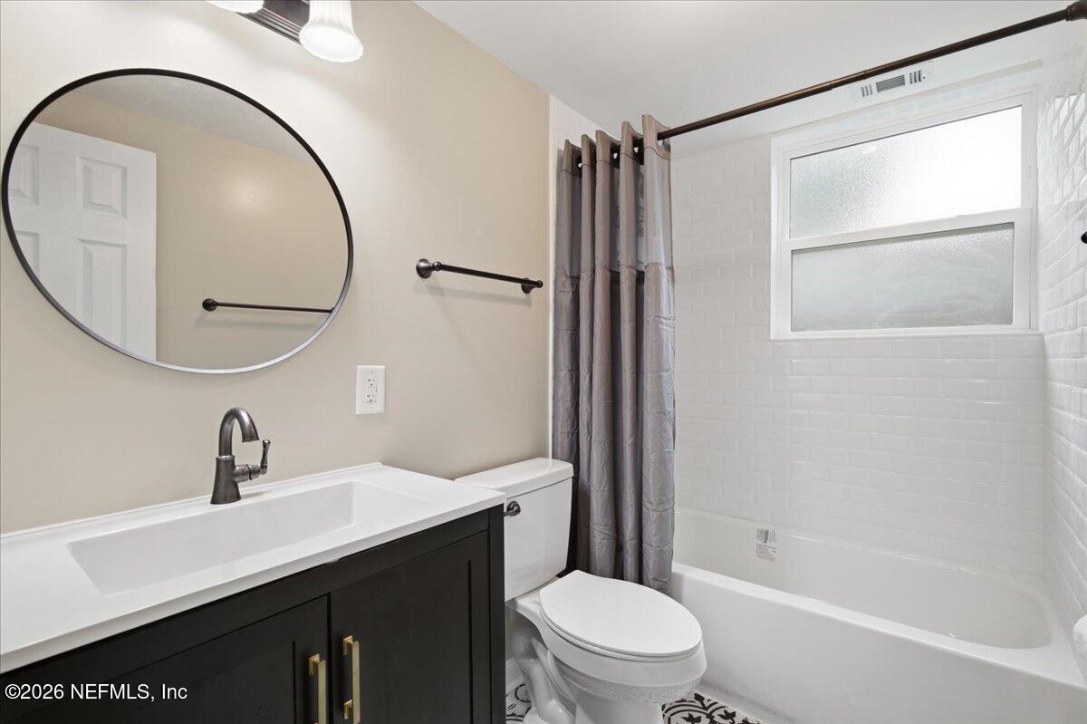 4135 Hudnall Road Jacksonville, FL 32207 - Photo 16 of 33 16-460A2340