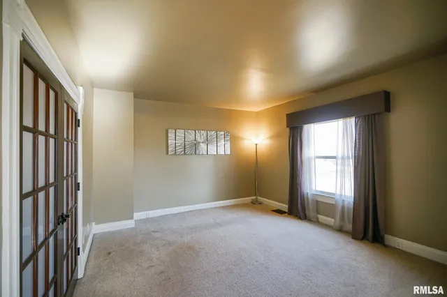 $94,900 | 304 North Lilac Street, Elmwood, IL 61529