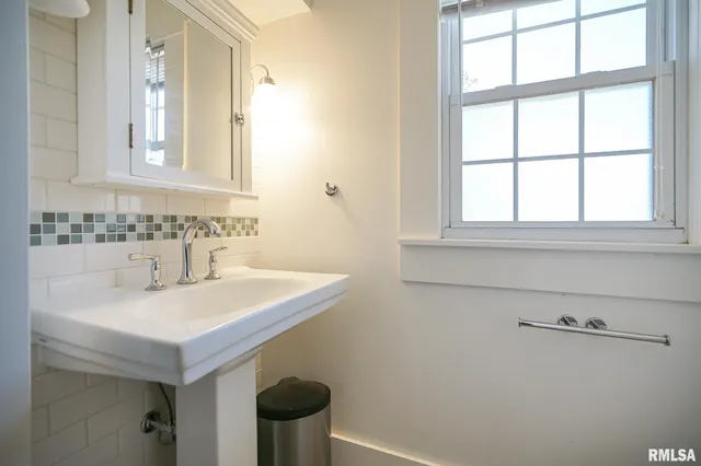 $94,900 | 304 North Lilac Street, Elmwood, IL 61529