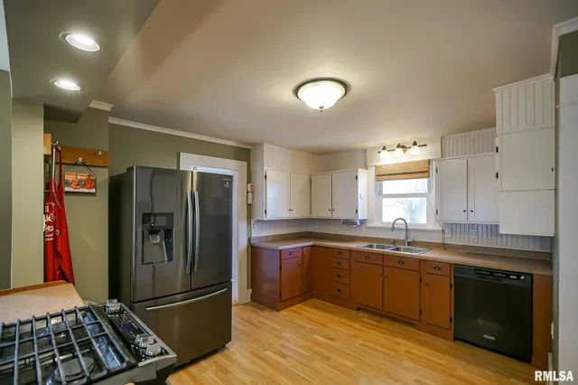 $94,900 | 304 North Lilac Street, Elmwood, IL 61529