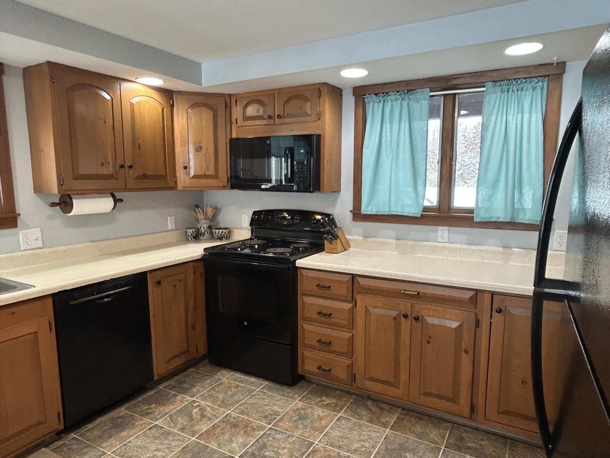 50 7th Fire Road South China, ME 04358 - Photo 9 of 37 Kitchen