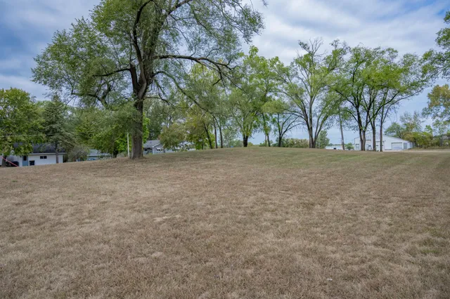 $17,900 | .3-acres Lincoln Street, Mauston, WI 53948