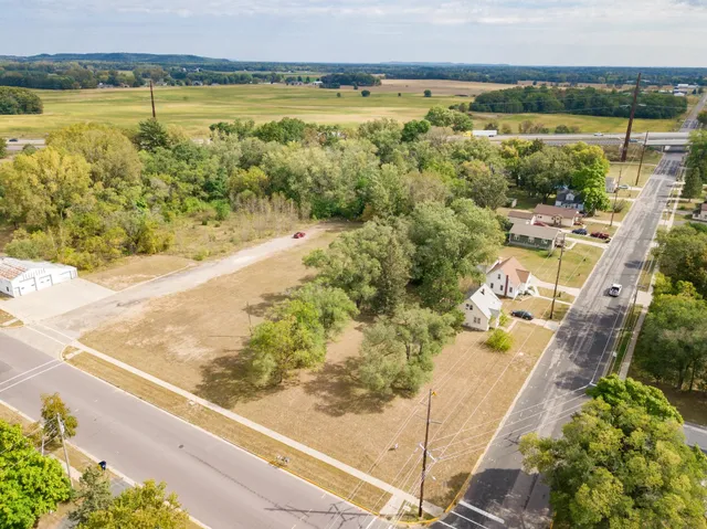 $17,900 | .3-acres Lincoln Street, Mauston, WI 53948