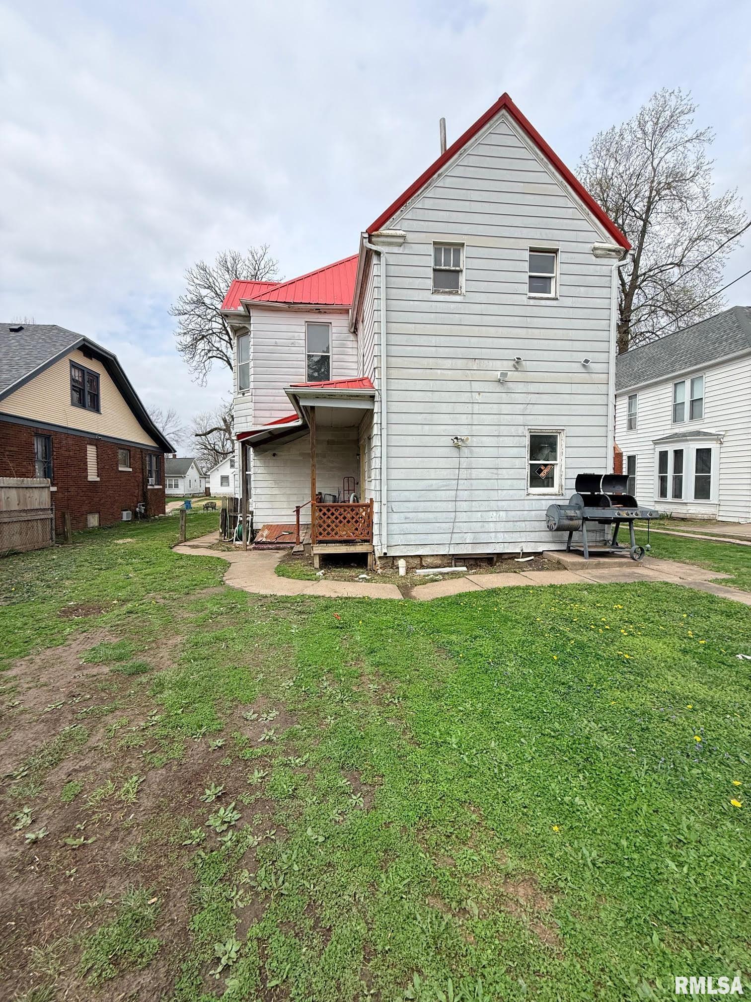 1218 North 8th Street, Unit 2 Quincy, IL 62301 - Photo 18 of 19