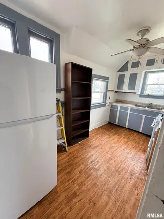 $89,500 | 1218 North 8th Street, Unit 2, Quincy, IL 62301