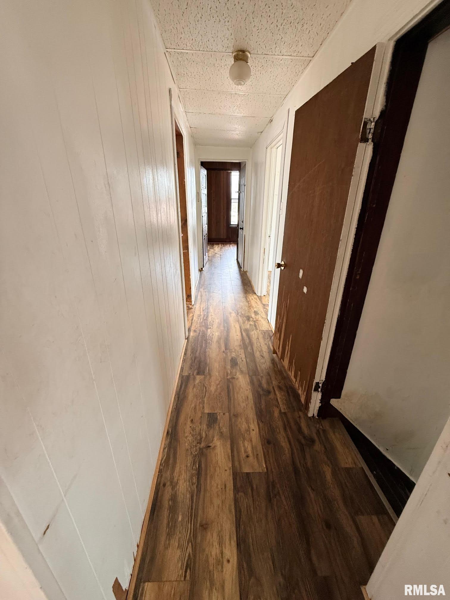 1218 North 8th Street, Unit 2 Quincy, IL 62301 - Photo 5 of 19