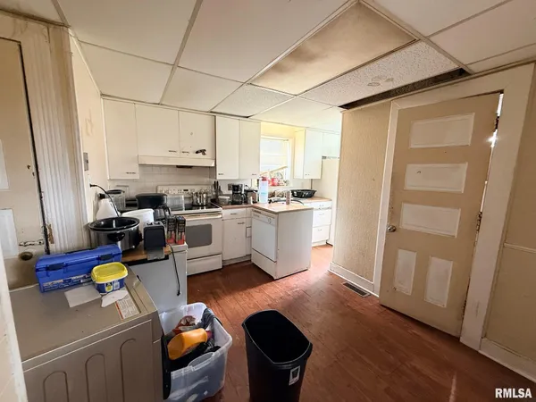 $89,500 | 1218 North 8th Street, Unit 2, Quincy, IL 62301