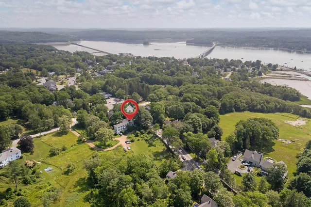 $649,000 | 83 Bath Road, Wiscasset, ME 04578