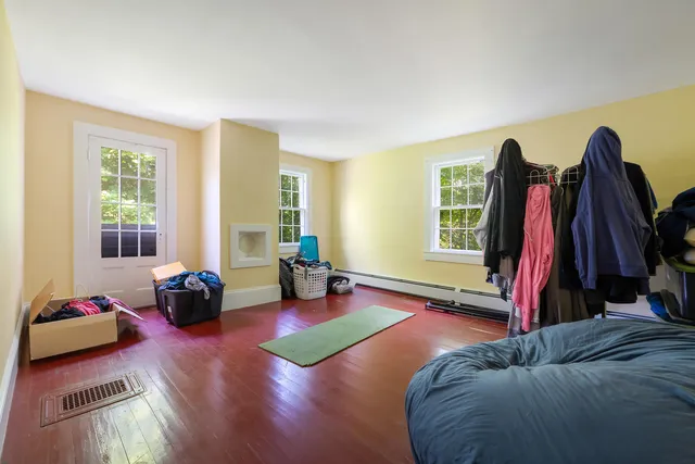 $649,000 | 83 Bath Road, Wiscasset, ME 04578