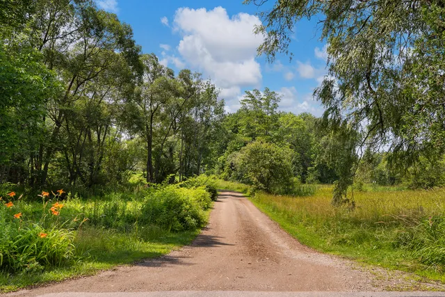 $649,000 | 83 Bath Road, Wiscasset, ME 04578