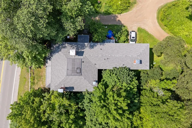 $649,000 | 83 Bath Road, Wiscasset, ME 04578