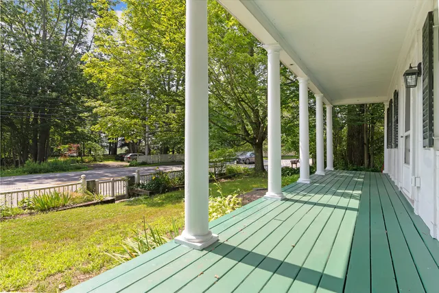 $649,000 | 83 Bath Road, Wiscasset, ME 04578