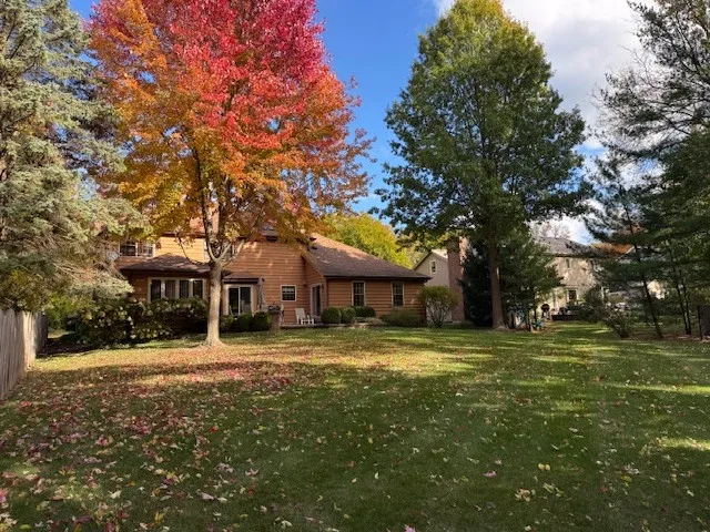 $850,000 | 1105 Johnson Drive, Naperville, IL 60540