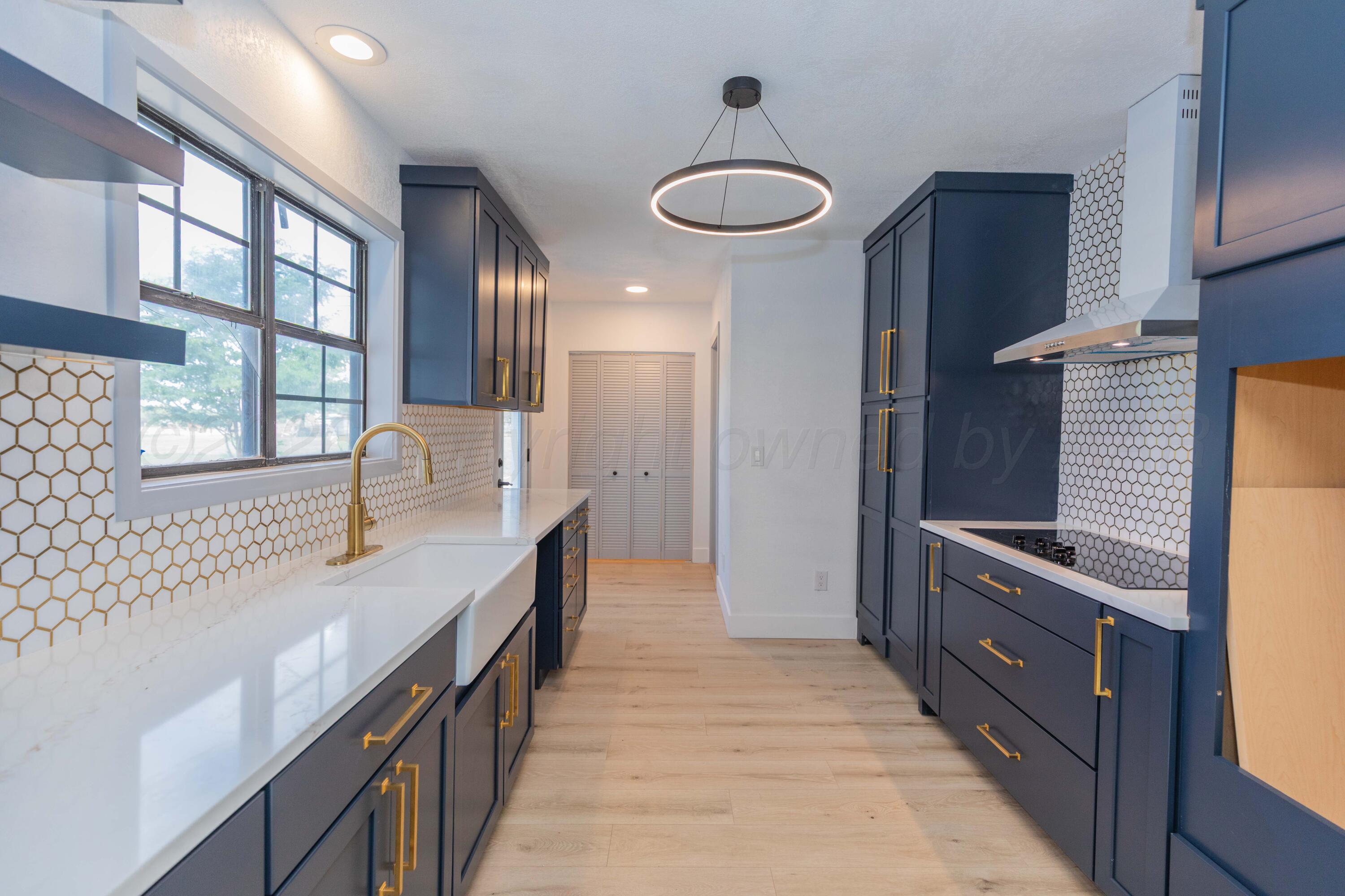 5133 Arden Road Amarillo, TX 79110 - Photo 7 of 30 KITCHEN VIEW 2