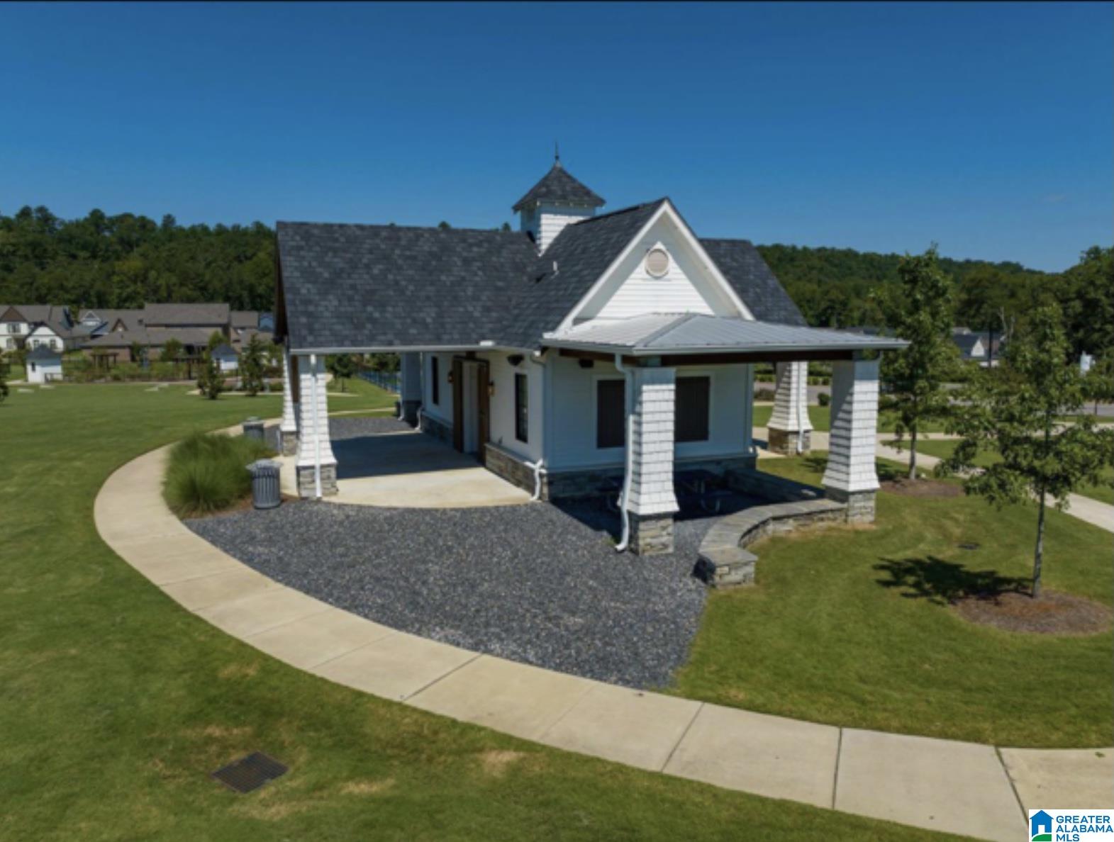 2425 Murphy Pass Birmingham, AL 35244 - Photo 3 of 6