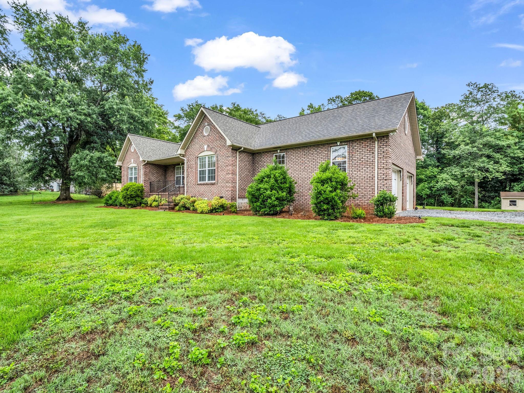 153 Rosey Lane Rutherfordton, NC 28139 - Photo 6 of 35