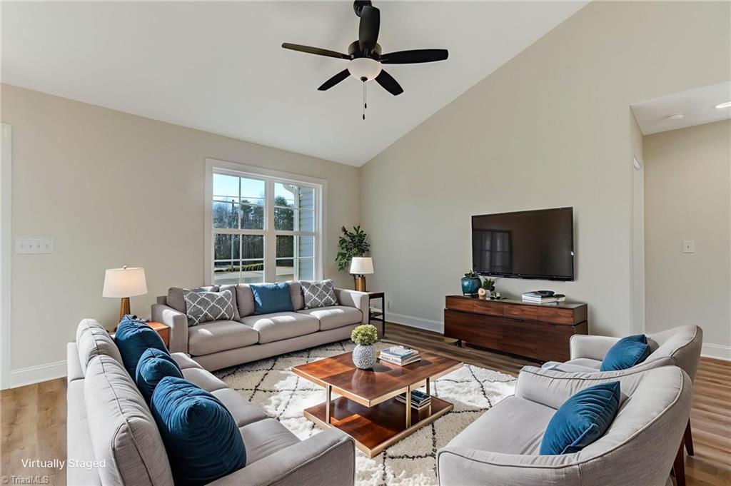 527 Grooms Road Reidsville, NC 27320 - Photo 11 of 38