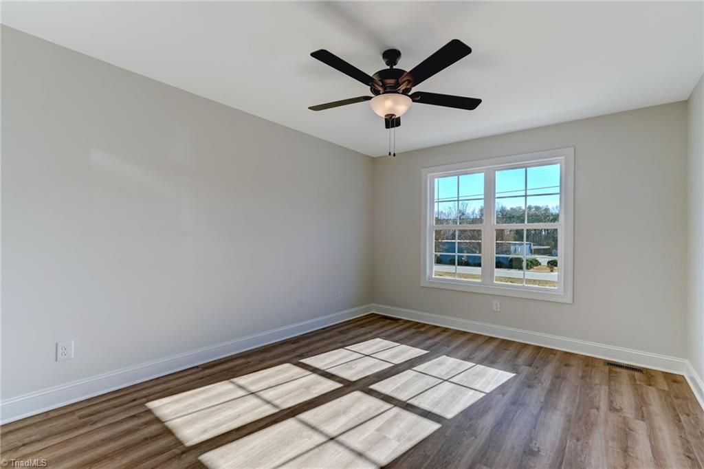 527 Grooms Road Reidsville, NC 27320 - Photo 22 of 38