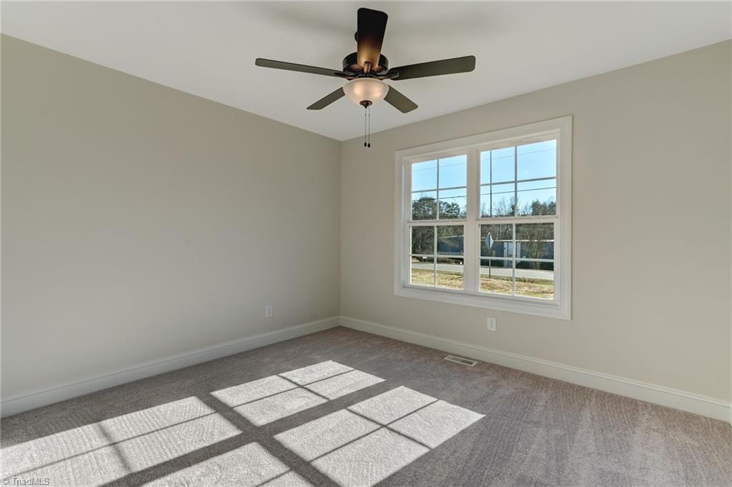 527 Grooms Road Reidsville, NC 27320 - Photo 27 of 38