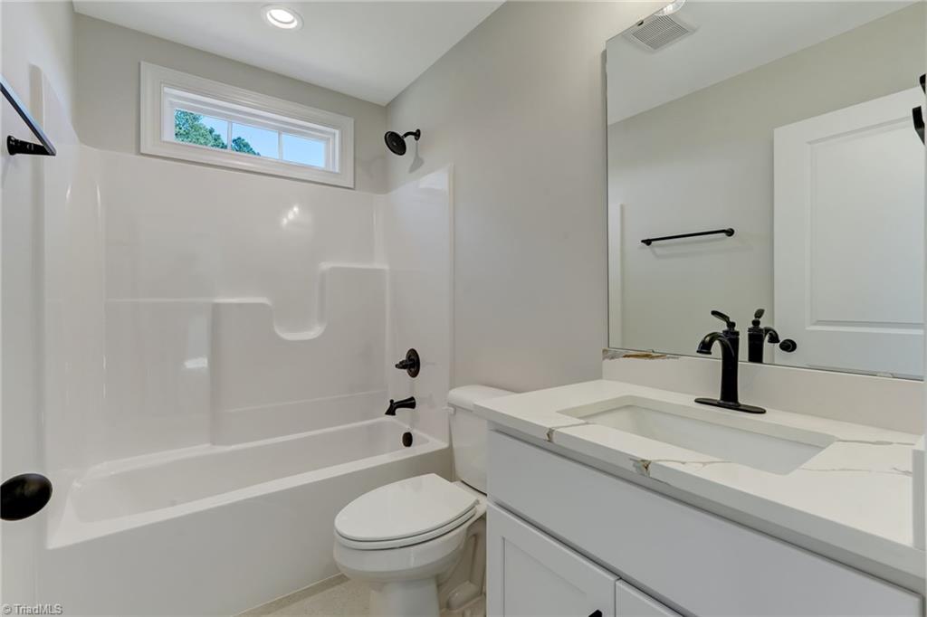 527 Grooms Road Reidsville, NC 27320 - Photo 30 of 38