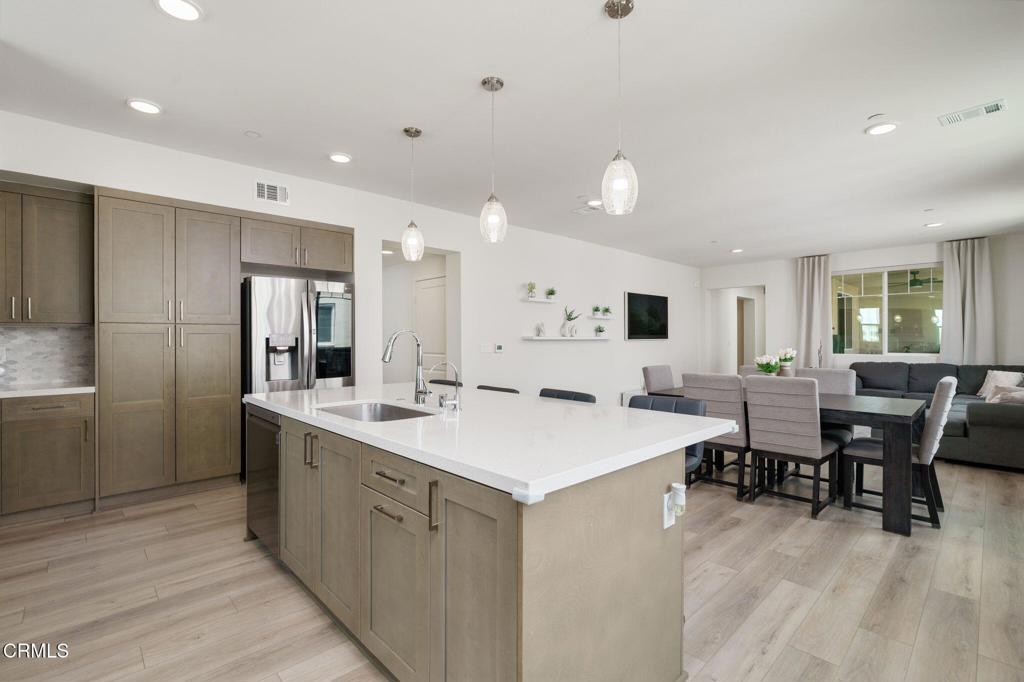 2850 Wagon Wheel Road, Unit 402 Oxnard, CA 93036 - Photo 15 of 31 2850_Wagon_Wheel_402-13