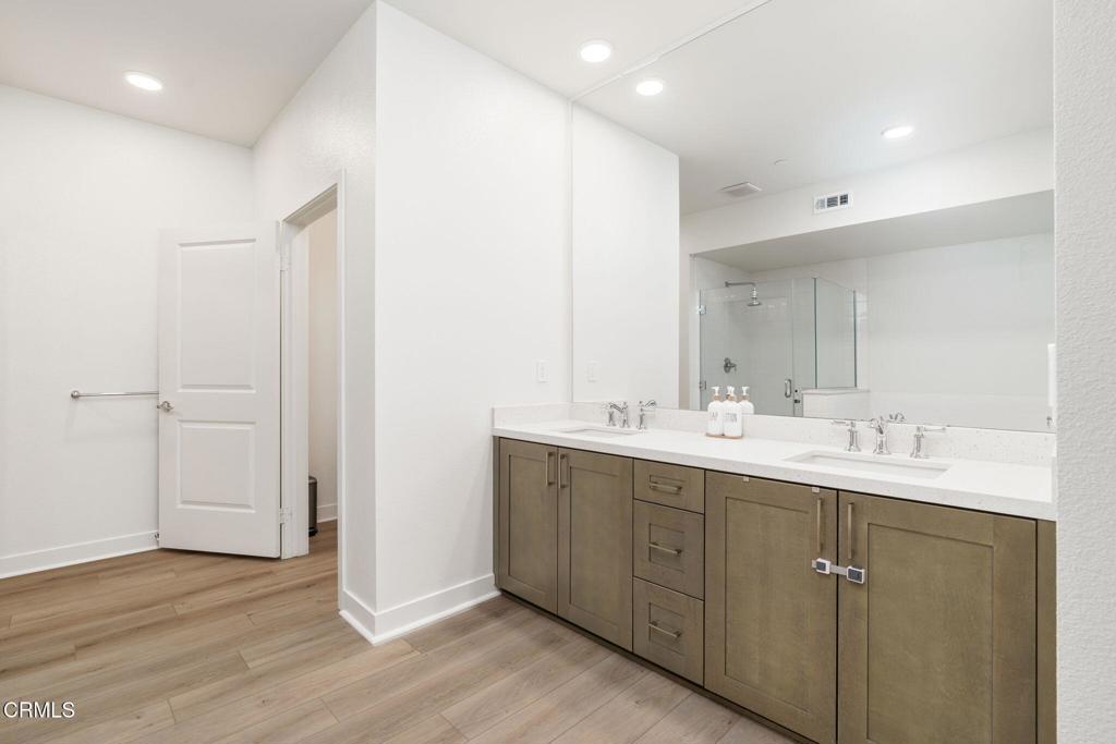 2850 Wagon Wheel Road, Unit 402 Oxnard, CA 93036 - Photo 26 of 31 2850_Wagon_Wheel_402-25