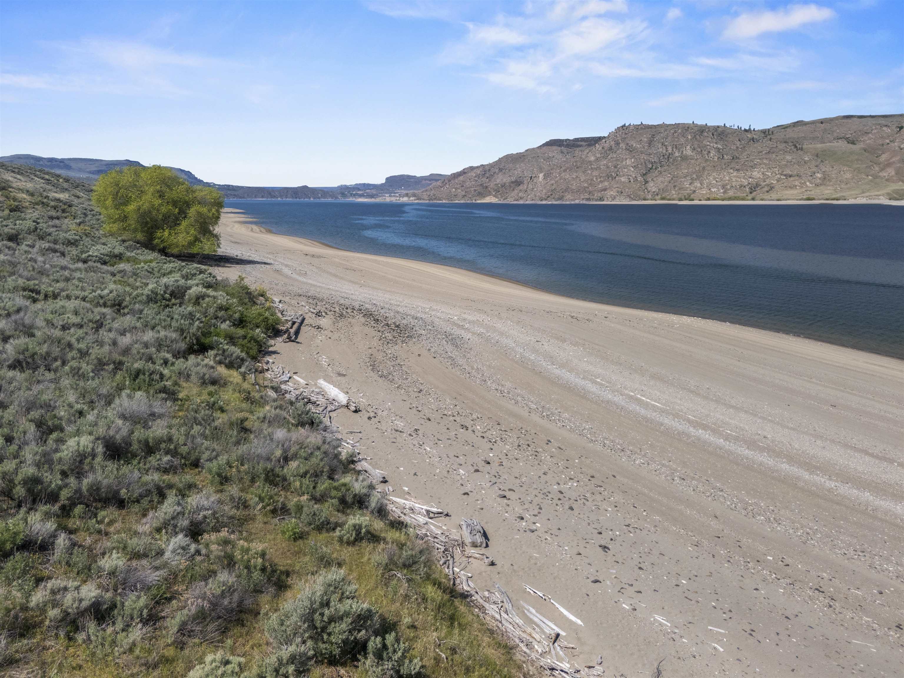 4005 East Plum Point Road Grand Coulee, WA 99133 - Photo 8 of 14