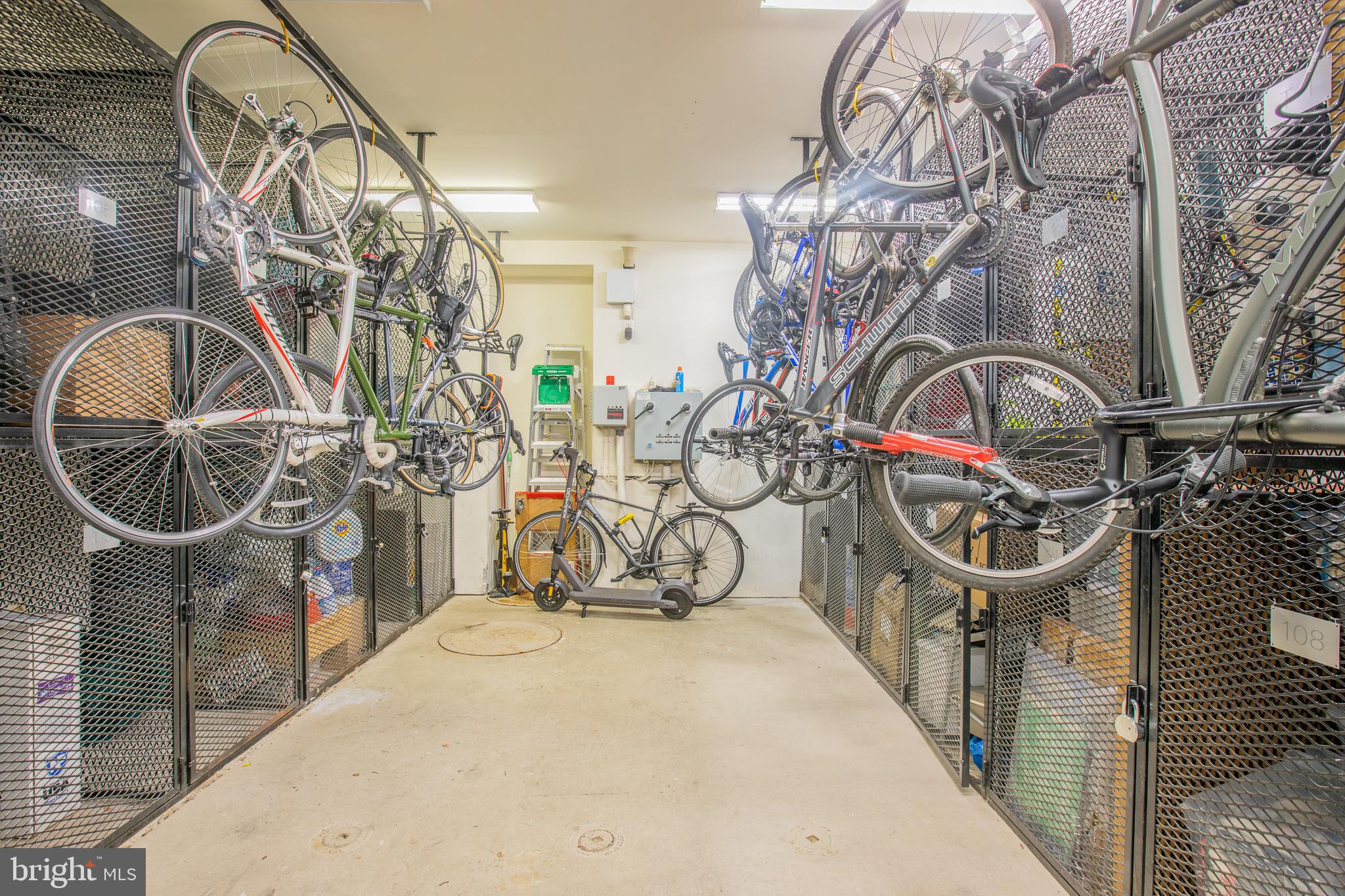 1520 O Street Northwest, Unit T8 Washington, DC 20005 - Photo 20 of 23