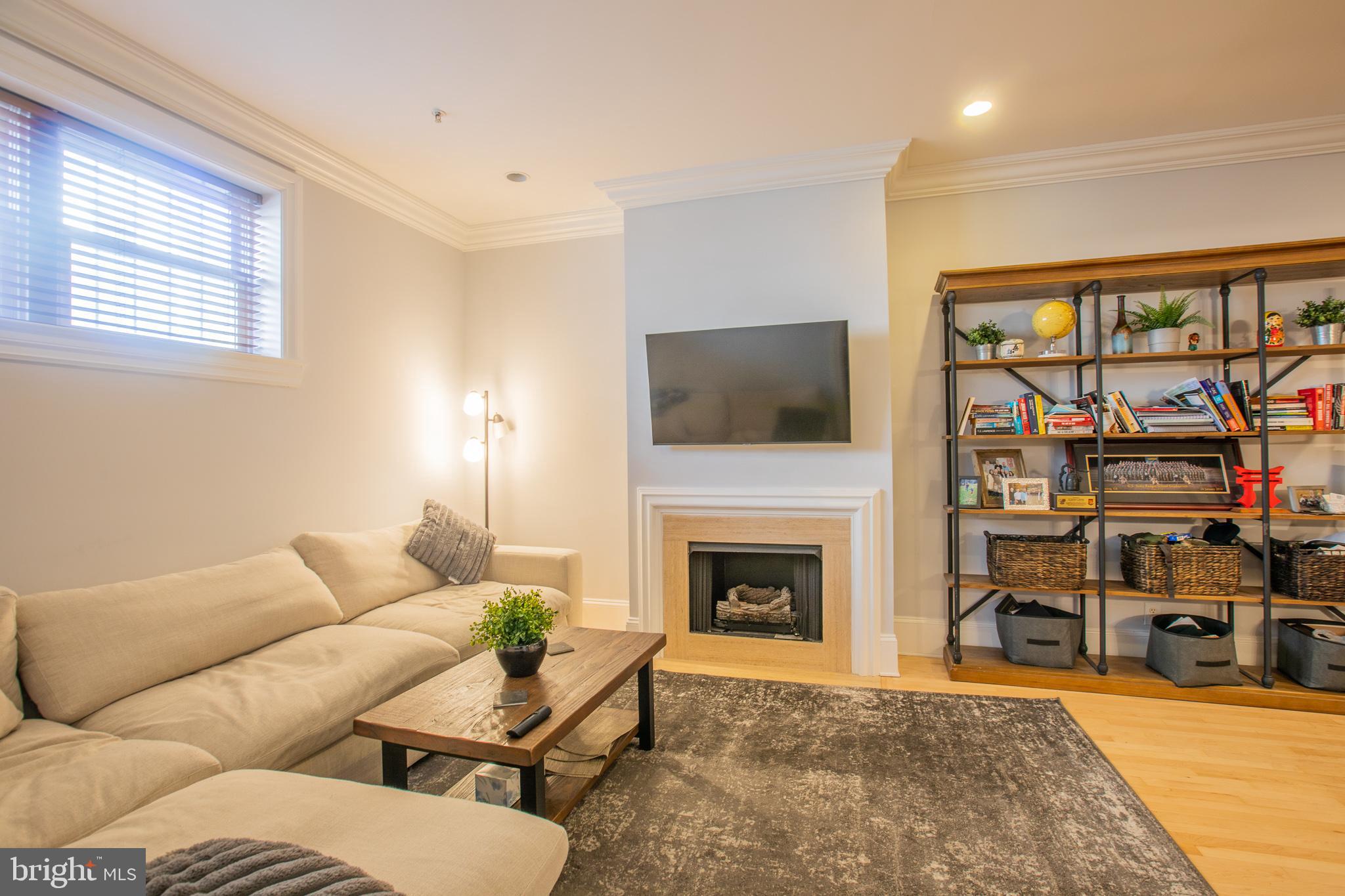 1520 O Street Northwest, Unit T8 Washington, DC 20005 - Photo 6 of 23