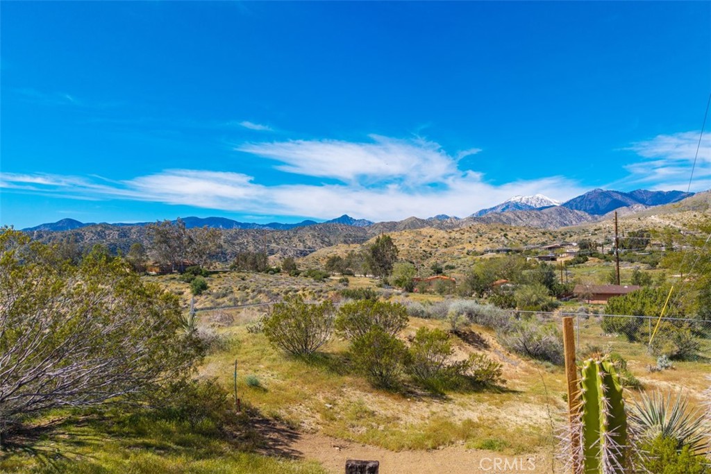 49399 Conejo Road Morongo Valley, CA 92256 - Photo 46 of 57 Side porch views