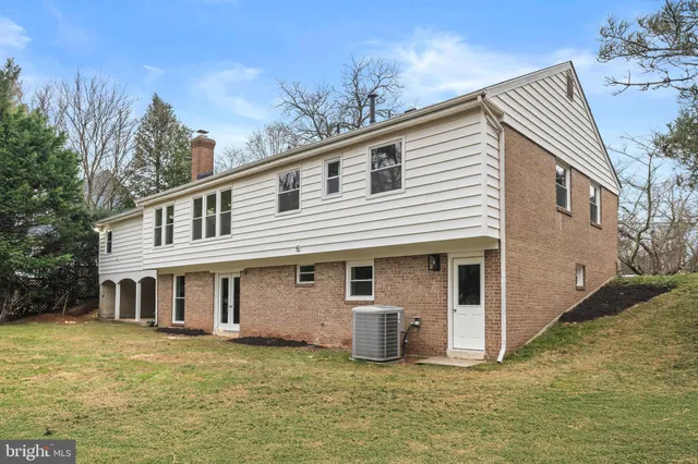 $775,000 | 13217 Locksley Lane, Silver Spring, MD 20904